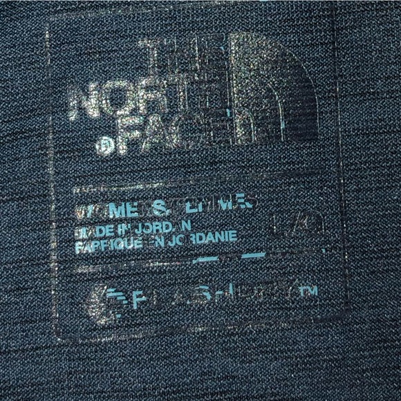 The North Face men’s shirt Lg Navy v-neck Short Sleeve Flashdry  gym Running - Picture 6 of 7